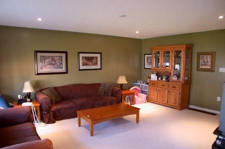 1868 Secretariat Pl, Oshawa, L1L1C8 | Image 2