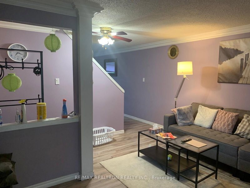 7 Parsell Sq, Toronto, M1B 2A5 | Image 3