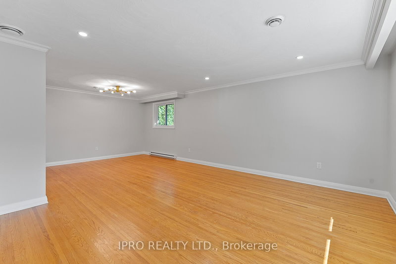 Upper - 32 Gatesview Ave, Toronto, M1J 3G5 | Image 3