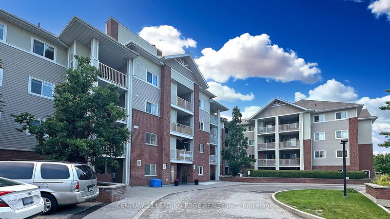 home for lease on 123-5235 Finch Avenue E