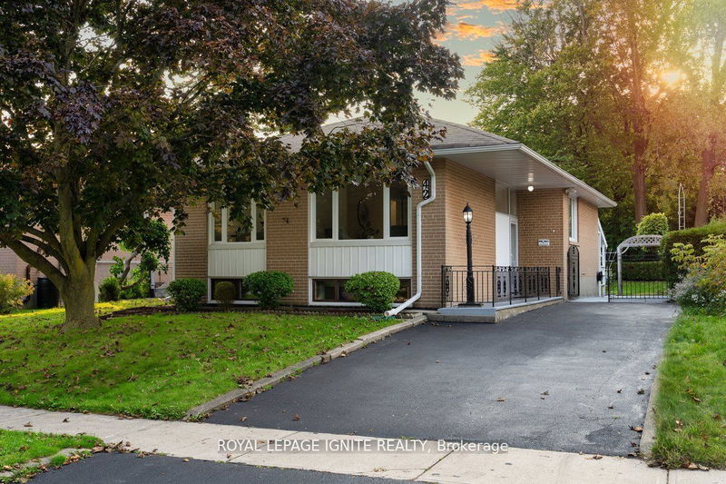 home for sale on 42 Mossbank Drive