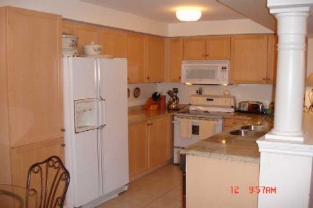 523 Bur Oak Ave, Markham, L6C2S5 | Image 2