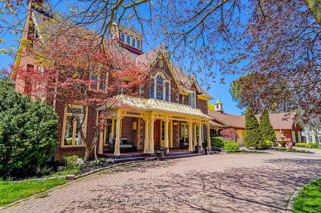 18 Ridgevale Drive