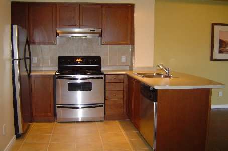 603 - 1 Maison Parc Crt, Vaughan, L4J9K1 | Image 3