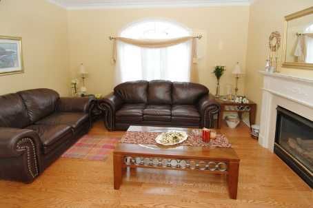 2 Adam Ernst Crt, Vaughan, L4H2S5 | Image 3