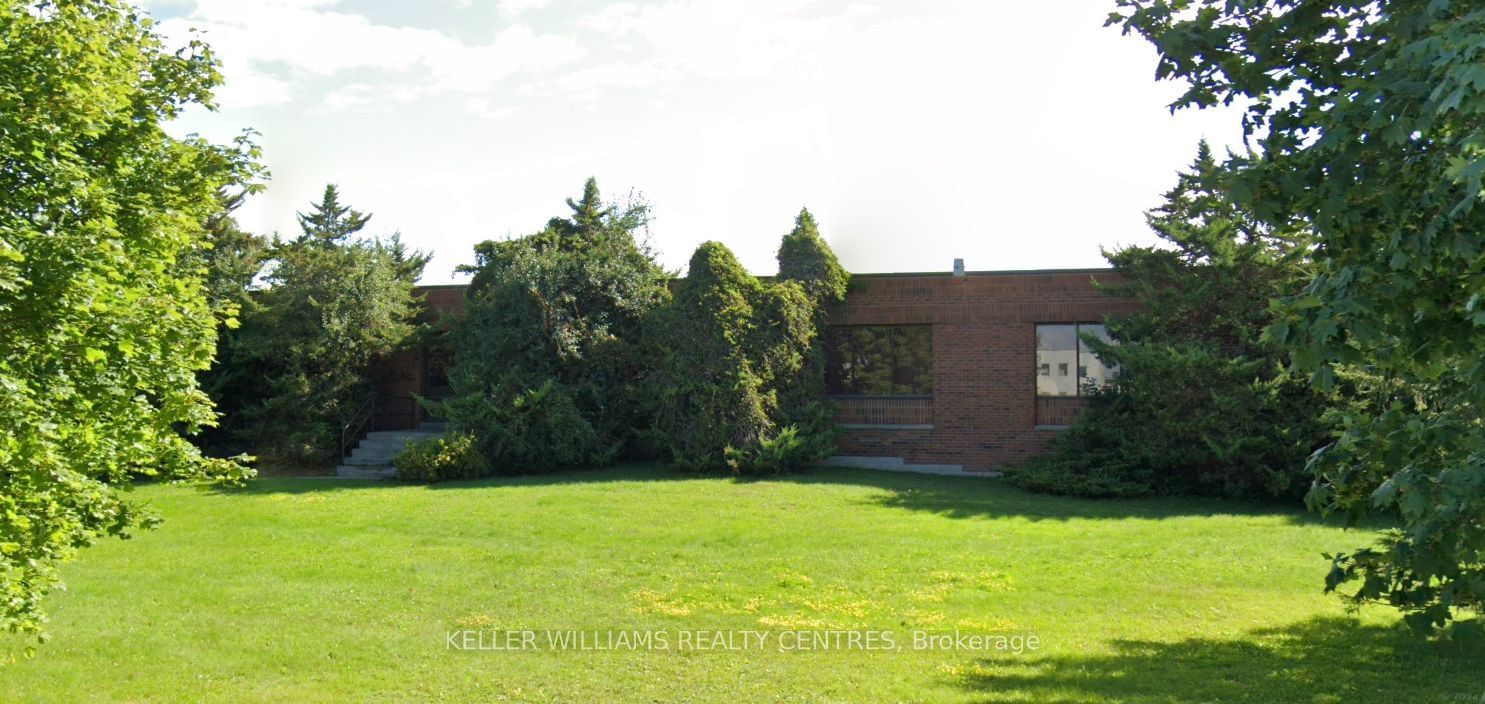 Building at 11 Bales Drive, East Gwillimbury, Rural East Gwillimbury