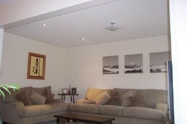 135 Professor Day Dr, Bradford West Gwillimbury, L3Z3B9 | Image 3