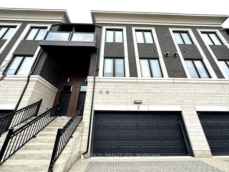 home for lease on 4-7 Caseley Way