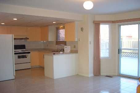 34 Baylawn Dr, Markham, L3S2R8 | Image 2