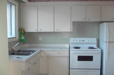 47 Aurora Heights Dr, Aurora, L4G2W6 | Image 3