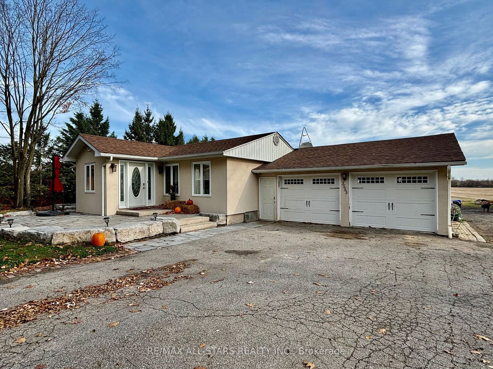 Detached House sold at 3553 20 Sideroad, Innisfil, Rural Innisfil, L9S 4J5 - MLS: N10388017