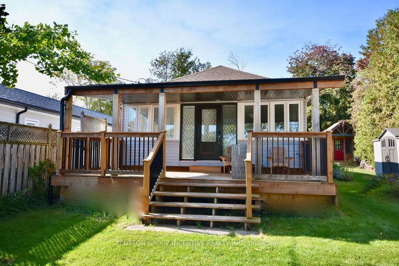 home for sale on 1556 Houston Avenue