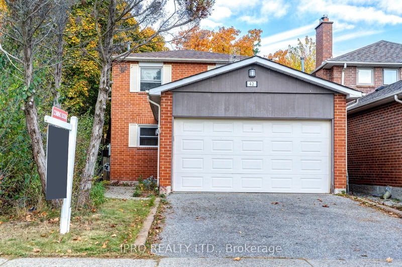 42 Lund St, Richmond Hill - North Richvale image-0-0