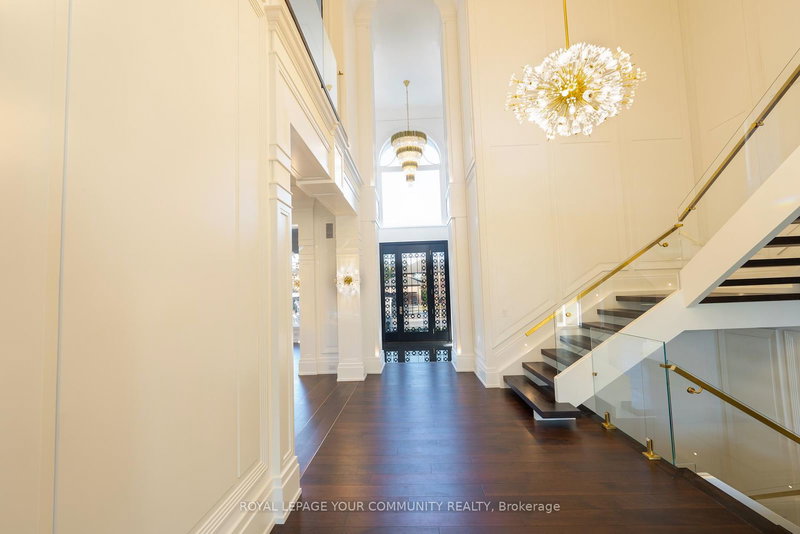 47 Edgar Ave, Richmond Hill, L4C 6K2 | Image 3