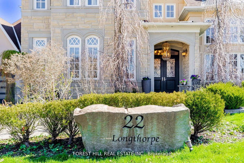 22 Longthorpe Crt, Aurora, L4G 0K4 | Image 2