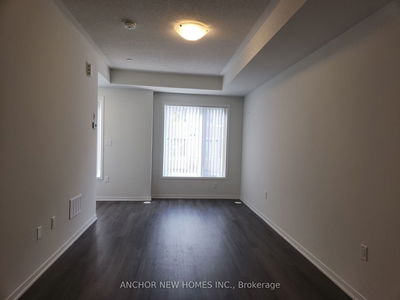 Unit TH213 — 131 Honeycrisp Cres, Vaughan - Vaughan Corporate Centre image-0-3