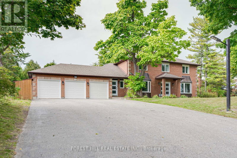 home for sale on 32 Grandview Crescent