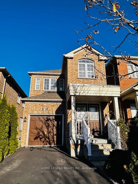 home for lease on 78 Lahore Crescent