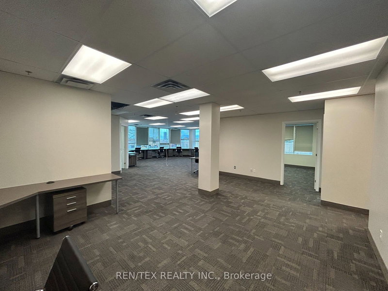 201 - 8000 Jane St, Vaughan, L4K 5B8 | Image 3