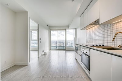 Unit 3205 — 5 Buttermill Ave, Vaughan - Vaughan Corporate Centre image-0-4