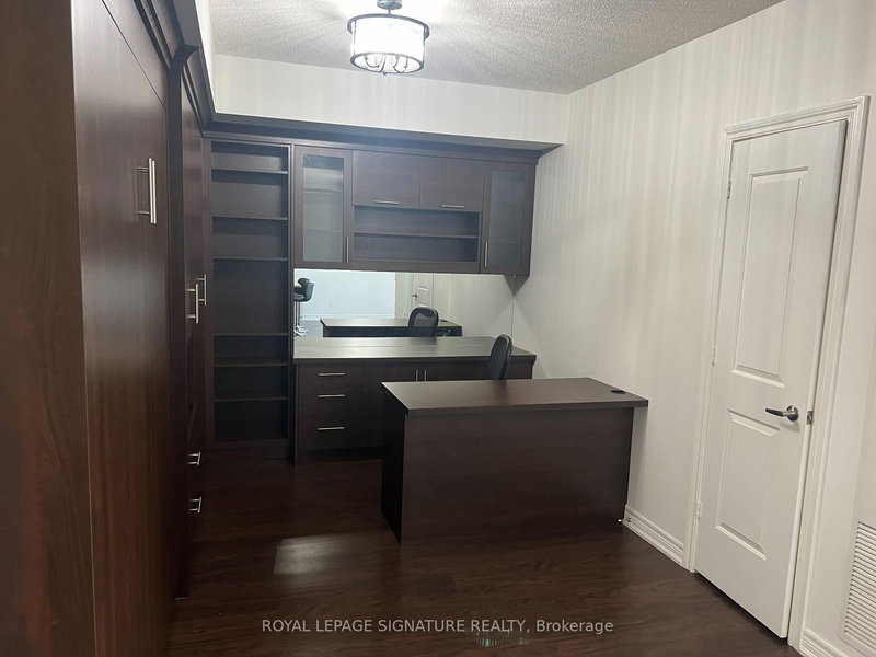 701 - 9245 Jane St, Vaughan, L6A 0J9 | Image 3