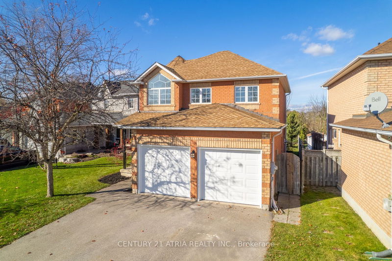 home for sale on 1304 Vincent Crescent