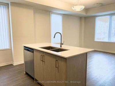 Unit TH118 — 30 Almond Blossom Mews, Vaughan - Vaughan Corporate Centre image-0-4