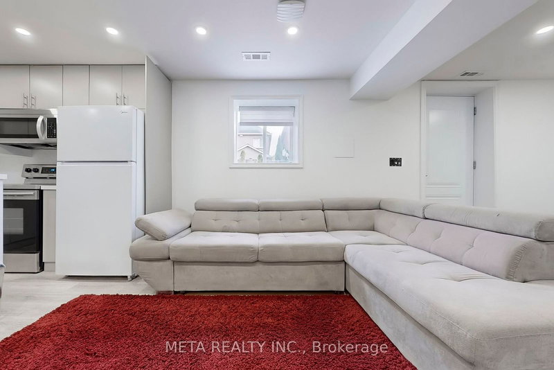BSMT - 17 Arband Ave, Vaughan, L6A 0T5 | Image 2