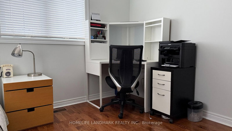 Upper 2 - 81 Appleview Rd, Markham, L6E 2G3 | Image 2