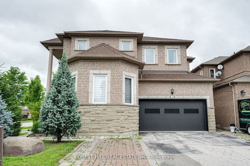 home for sale on 2 Reindeer Crescent N