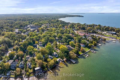 21 Pinery Lane — photo 4