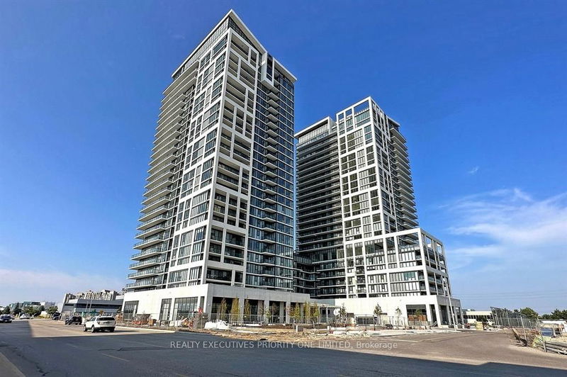 home for lease on 419-9000 Jane Street