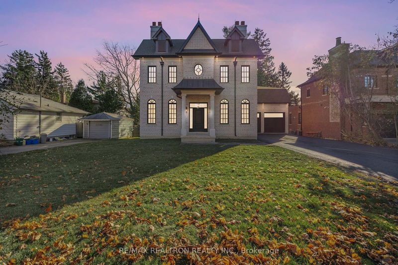 home for sale on 184 Richmond Street