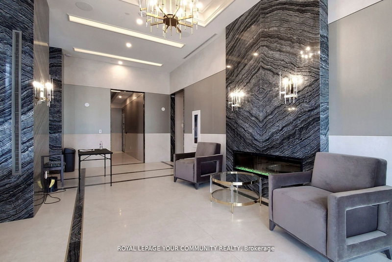 402 - 20 Gatineau Dr, Vaughan, L4J 0L3 | Image 3