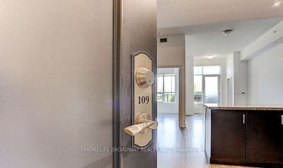 Unit TH#109 — 38 Cedarland Dr, Markham - Unionville image-0-1