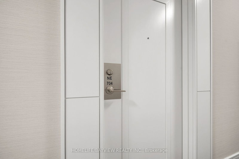 704 - 9205 Yonge St, Richmond Hill, L4C 1V5 | Image 3