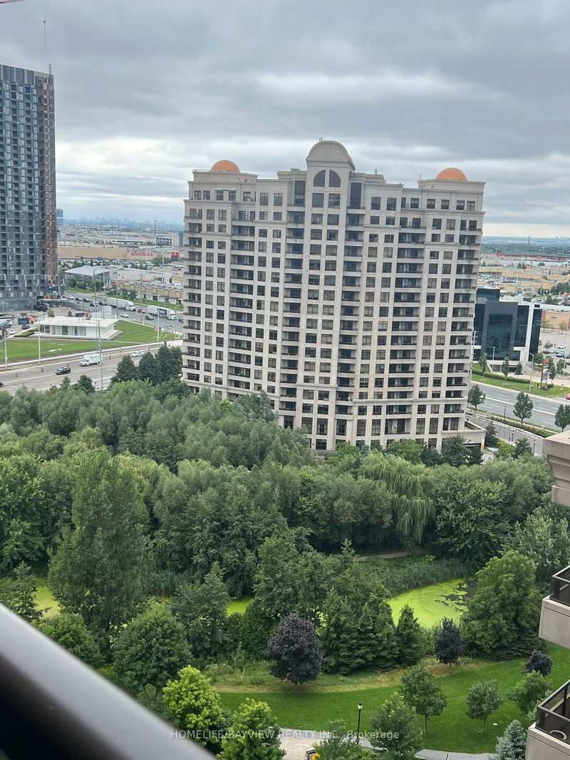 home for lease on 1515-9255 Jane Street