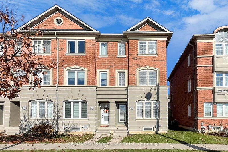 home for lease on 2576 Bur Oak Avenue