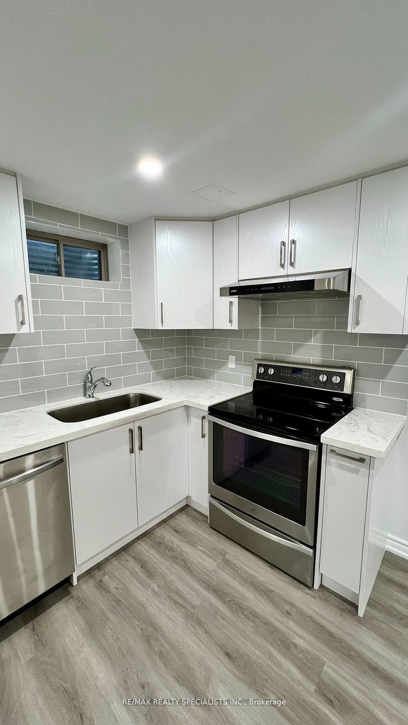 home for lease on 12 Schwalm Crescent