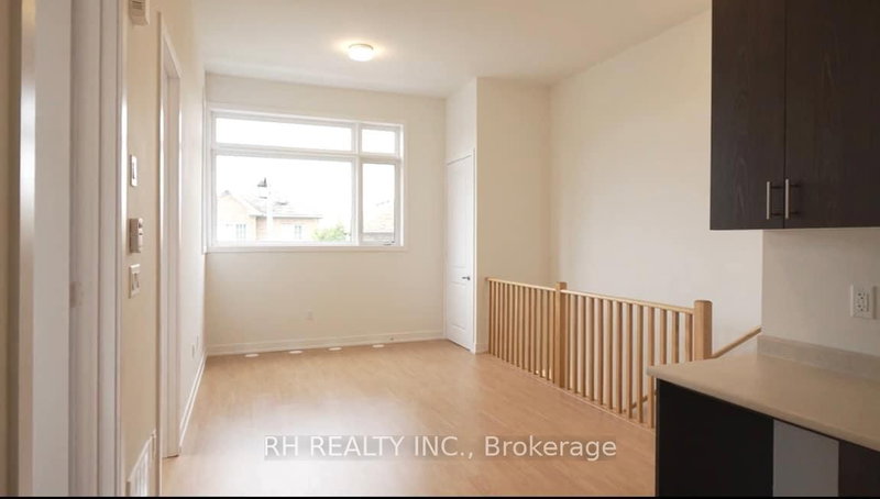 29 Golden Fern St, Markham, L6B 0V5 | Image 3