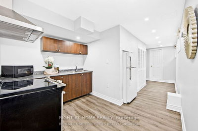 Unit Bsmt — 560 Bristol Rd, Newmarket - Bristol-London image-0-4