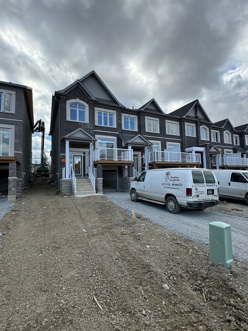 home for lease on BLKB-1-151 Seguin Street