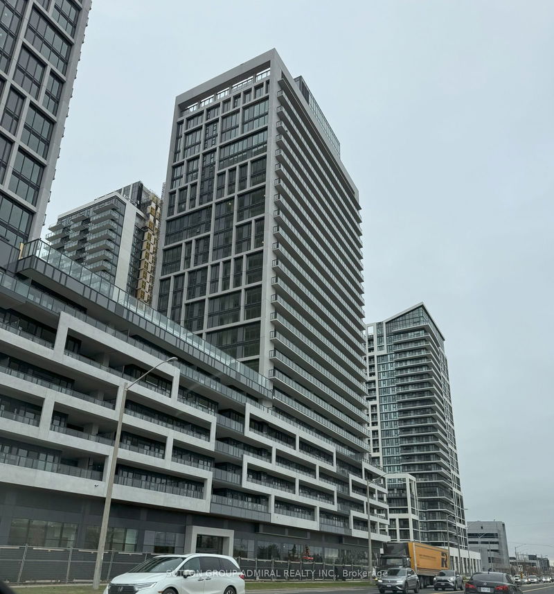 home for lease on 606-8960 Jane Street E