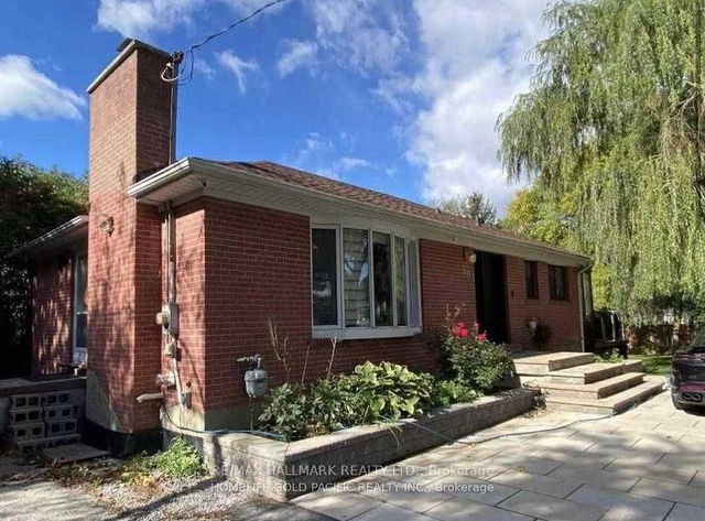 303 Wenlock Avenue