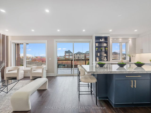 6 Conklin Crescent