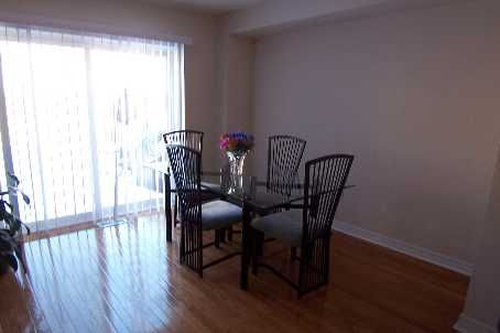 24 Willow Trail Rd, Markham, L6E1V2 | Image 3