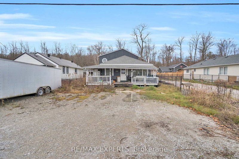 412 Limerick Cres, Innisfil, L0L 1K0 | Image 2