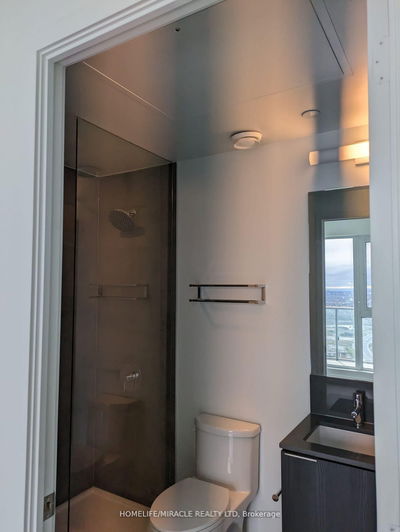 Unit 5612 — 7890 Jane St, Vaughan - Concord image-0-2