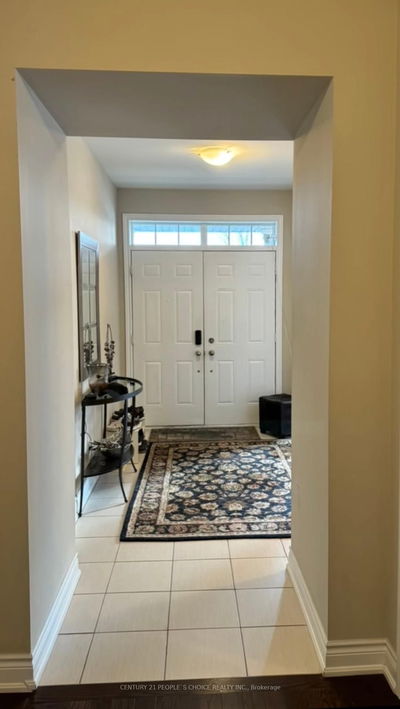 Unit Main — 40 Augustine Ave, Richmond Hill - Oak Ridges image-0-1
