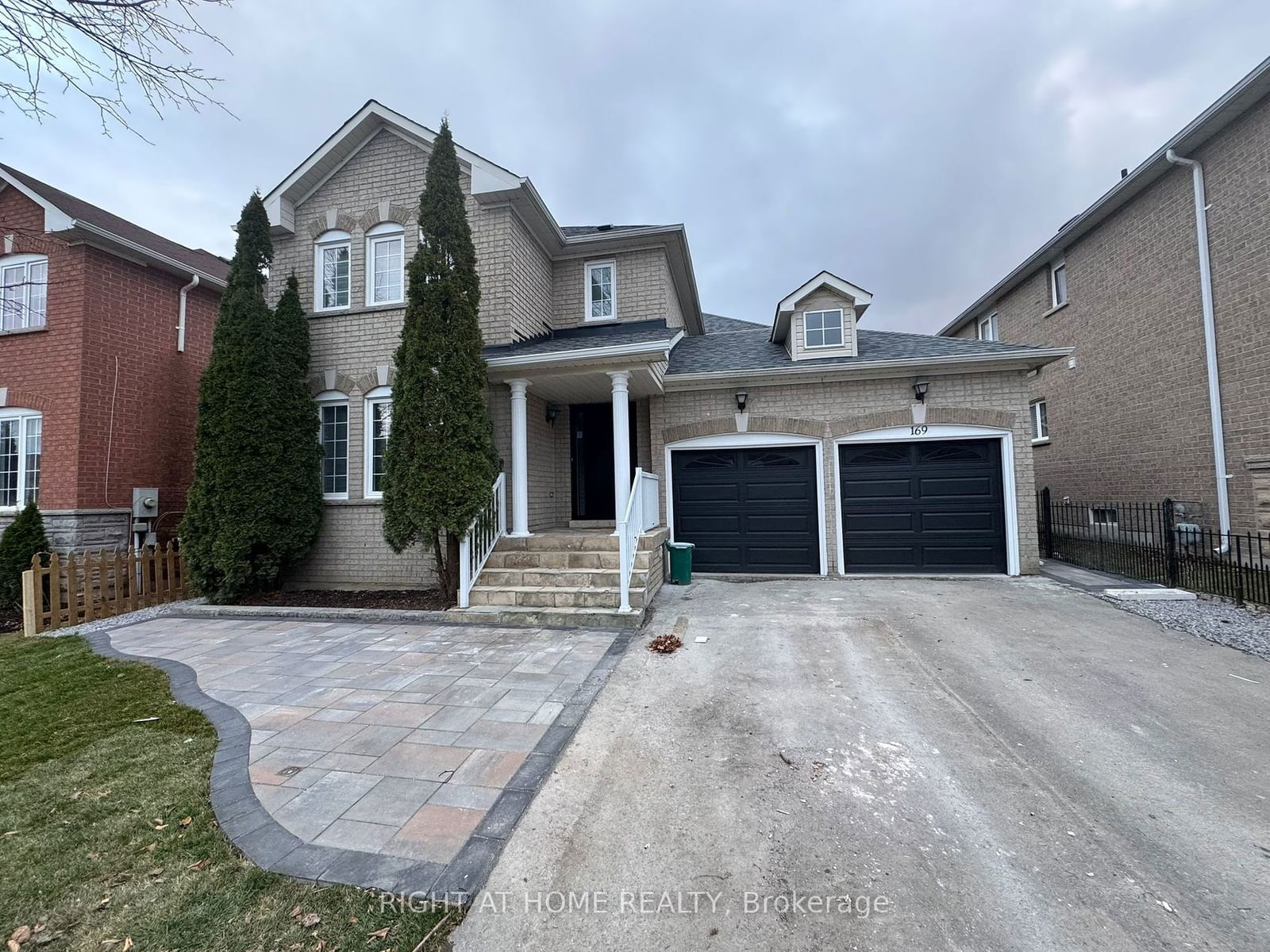 Building in 169 Flagstone Way